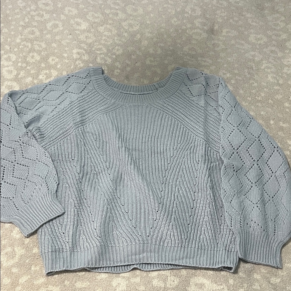 Women's Light Grey Sweater NWOT